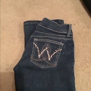 Women’s wranglers
